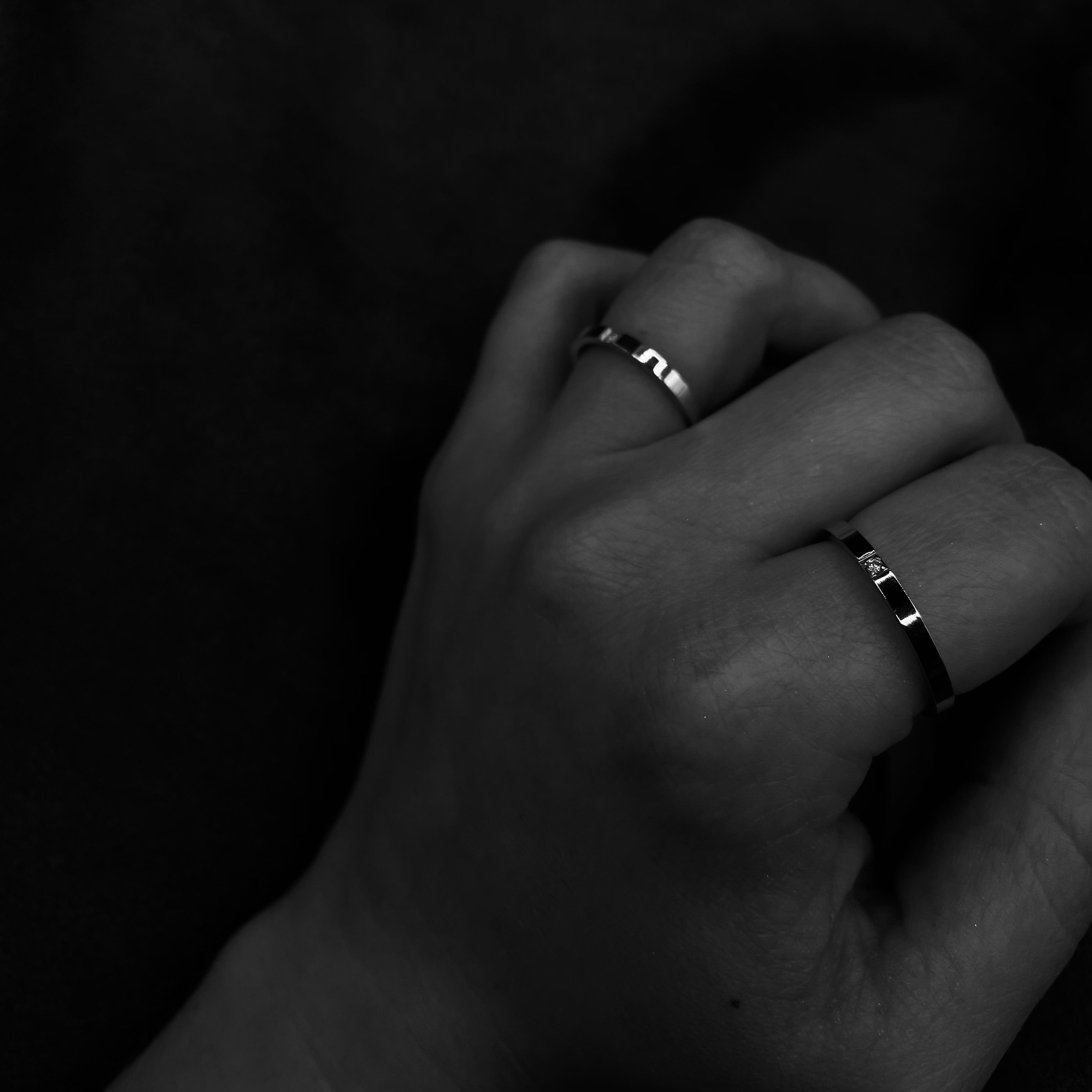 Minimal Zircon Ring