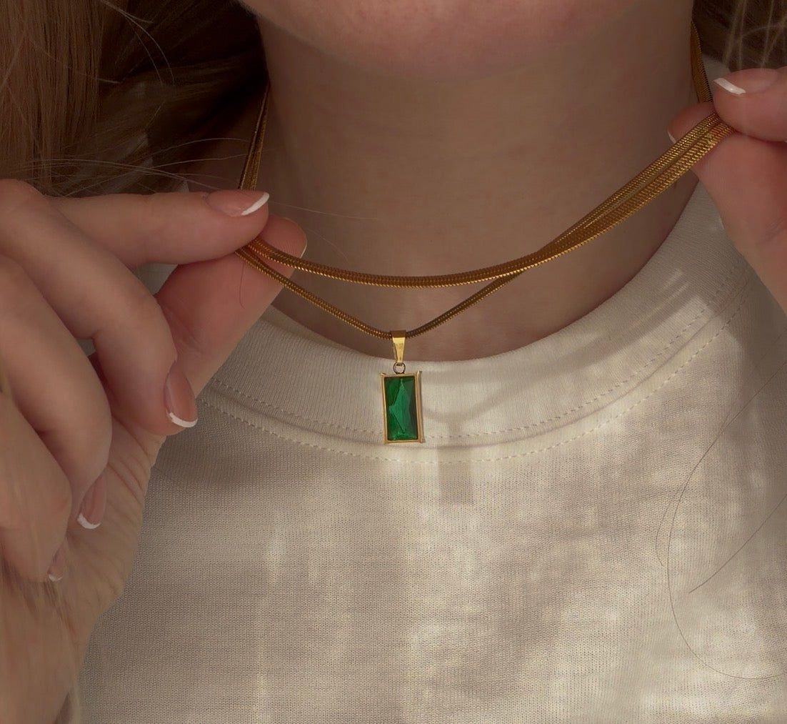 Thin Cobra Necklace with Pendant