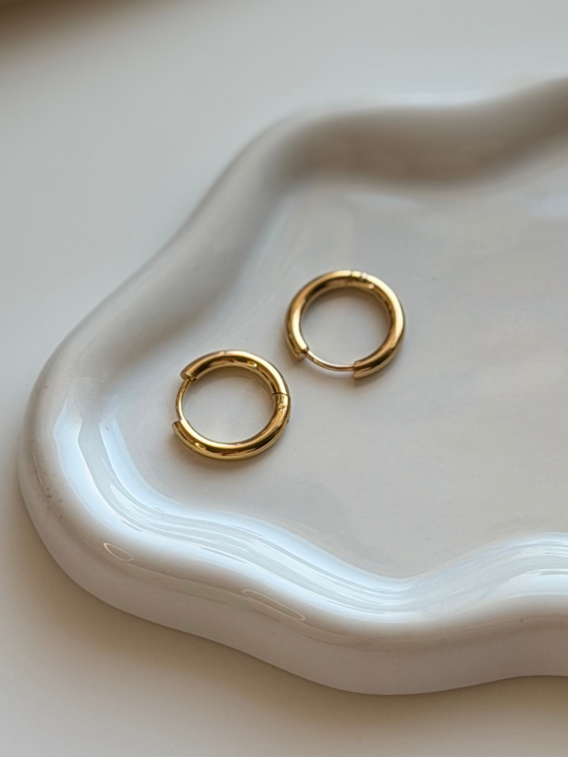 HOOP EARRINGS